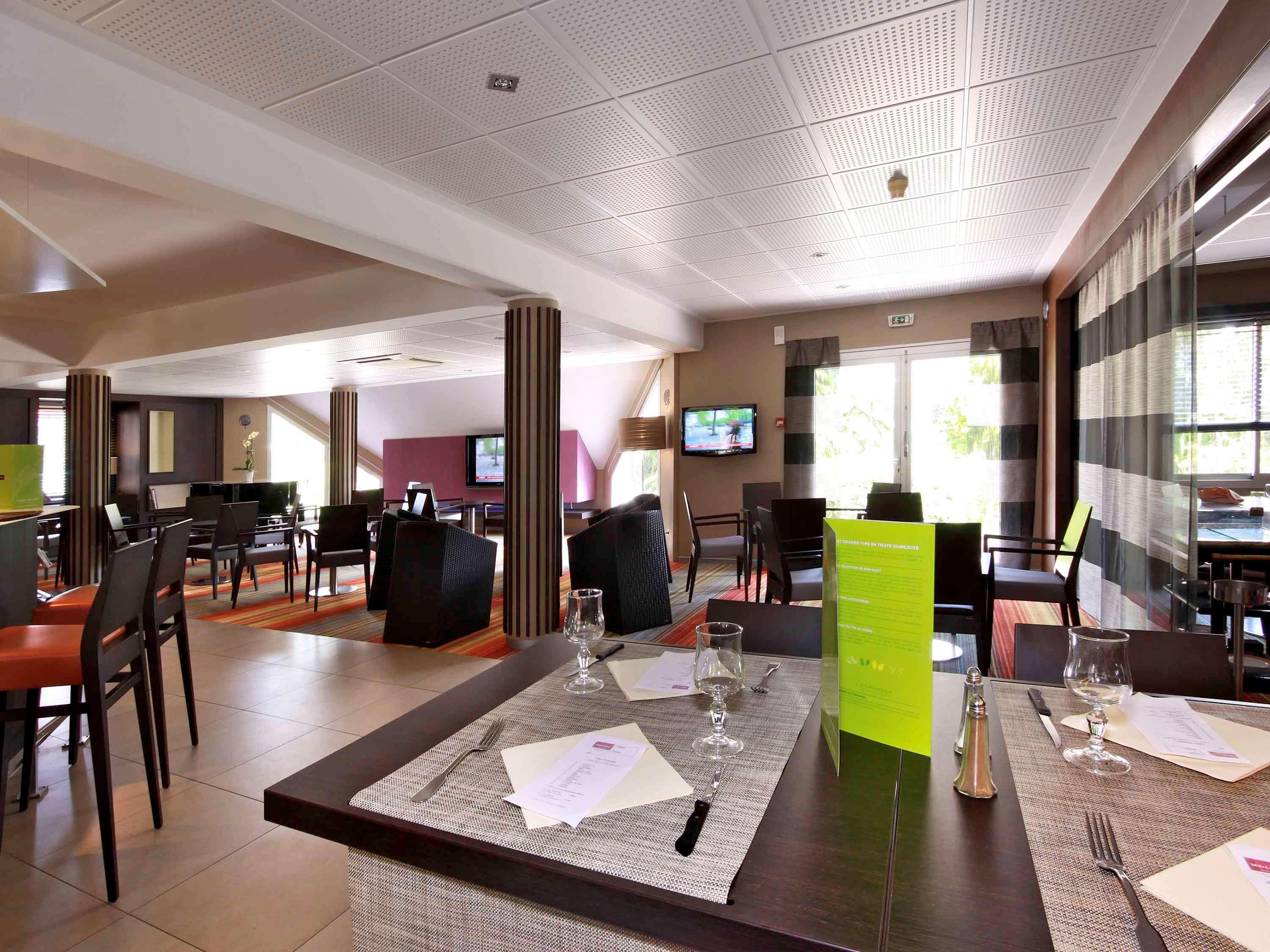 Mercure Hexagone Luxeuil Экстерьер фото